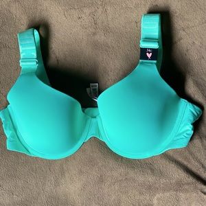 Victoria’s Secret bra T-shirt bra